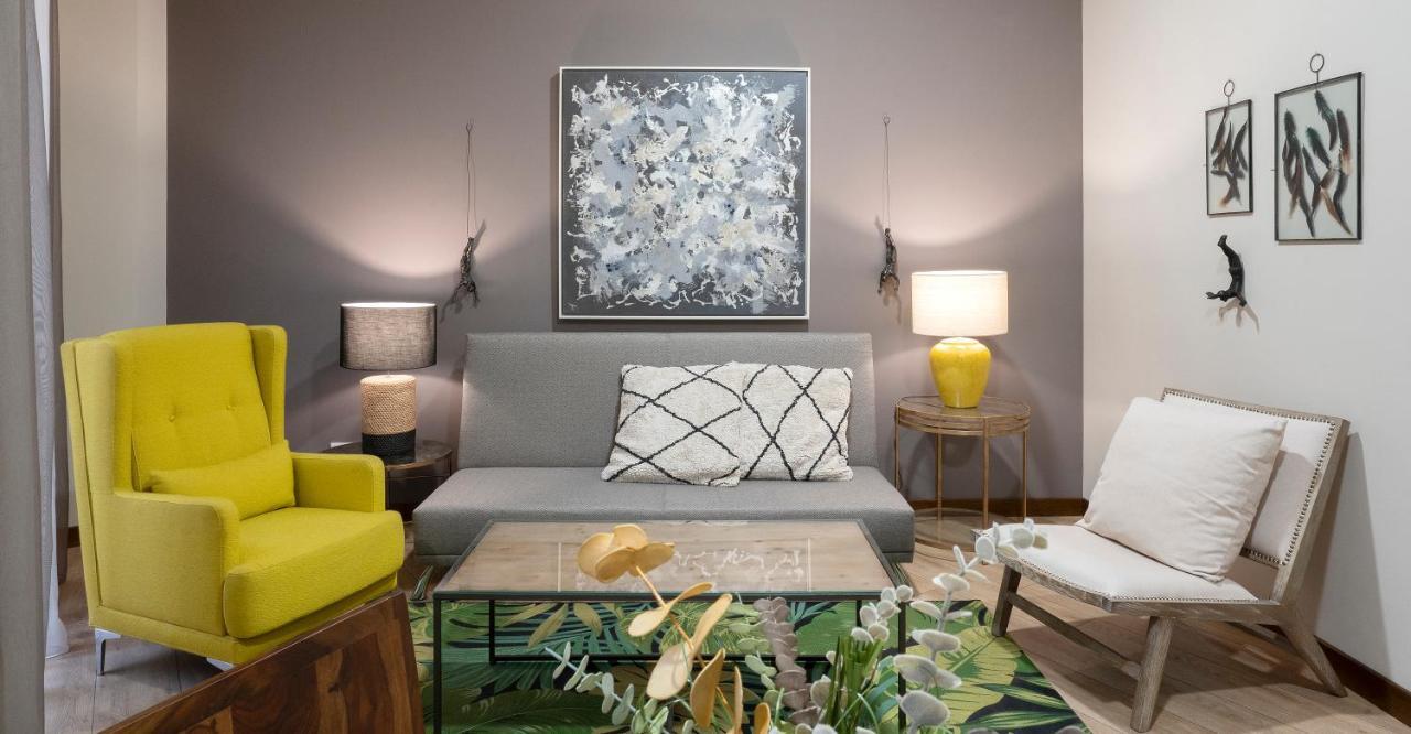 Apartamento De La Guardia 1 *